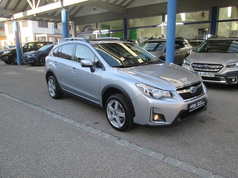 Gebraucht Subaru XV Exclusive+ 150 PS (110 kW) 2016 Ice silver SUV