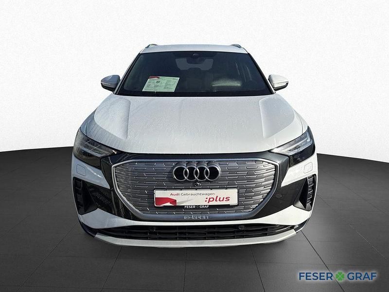 Gebraucht Audi Q4 e-tron Advanced 150 kW (204 PS) 2023 Gletscherweiß metallic SUV