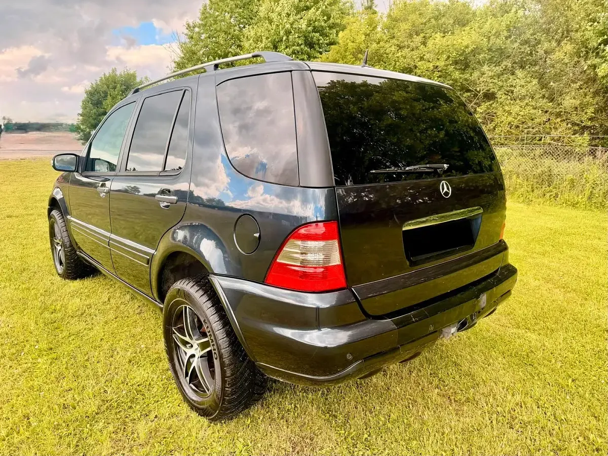Gebraucht Mercedes ML270 Edition 163 PS (119 kW) 2004 Schwarz SUV