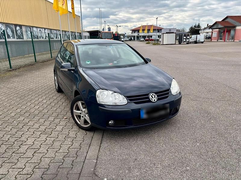 Gebraucht VW Golf V 75 PS (55 kW) 2005 Blau Kleinwagen