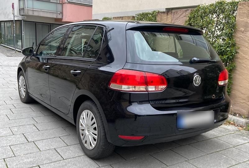 Second-hand VW Golf VI 80 CP (58 kW) 2009 Negru Hatchback