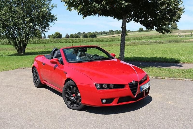 Rot Gebraucht 2008 Alfa Romeo Spider Cabrio | 14.900 € (Etwas zu teuer) - Bild 1/4
