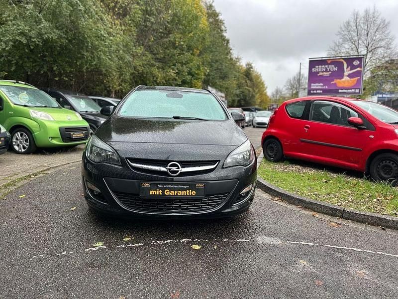 Gebraucht Opel Astra Active 101 PS (74 kW) 2013 Schwarz Kombi