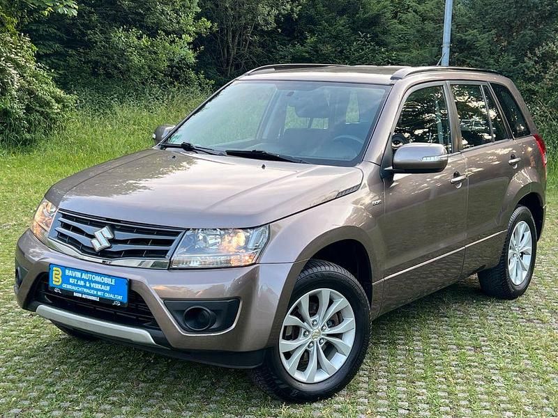 Braun Gebraucht 2014 Suzuki Grand Vitara SUV | 9.990 € (Fairer Preis) - Bild 1/4