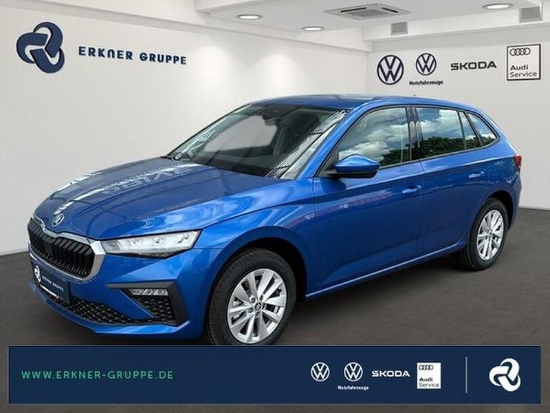 Gebraucht Skoda Scala Selection 116 PS (85 kW) 2024 Raceblau metallic Kleinwagen