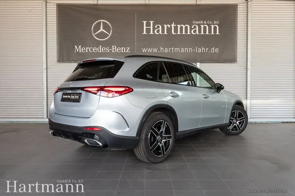 Gebraucht Mercedes GLC450 AMG 367 PS (269 kW) 2024 Hightechsilber SUV