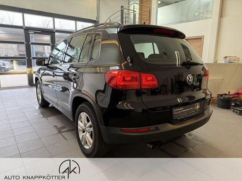 Gebraucht VW Tiguan Trendline 122 PS (89 kW) 2014 Schwarz SUV