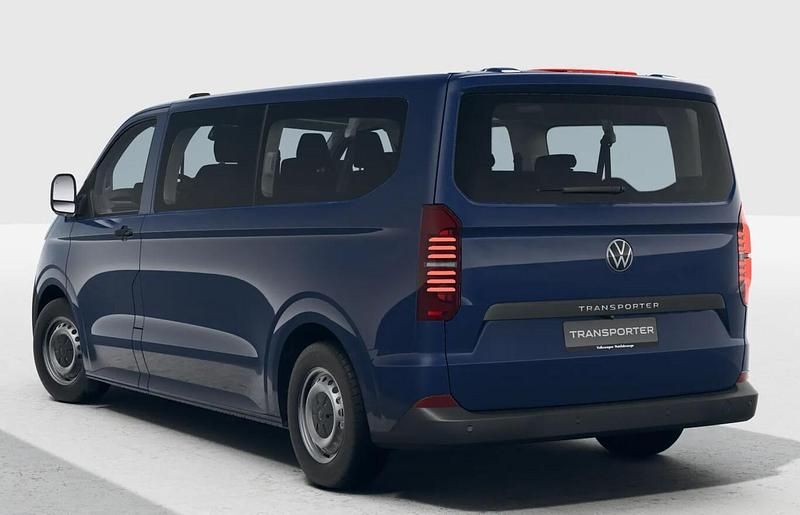 Neu VW T7 150 PS (110 kW) 2025 Dark indigo blue Van