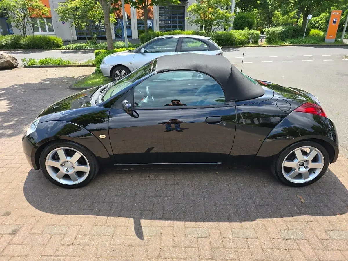 Gebraucht Ford StreetKa 95 PS (69 kW) 2005 Schwarz Cabrio