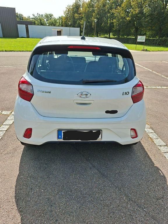 Gebraucht Hyundai i10 Select 67 PS (49 kW) 2020 Weiß Kleinwagen