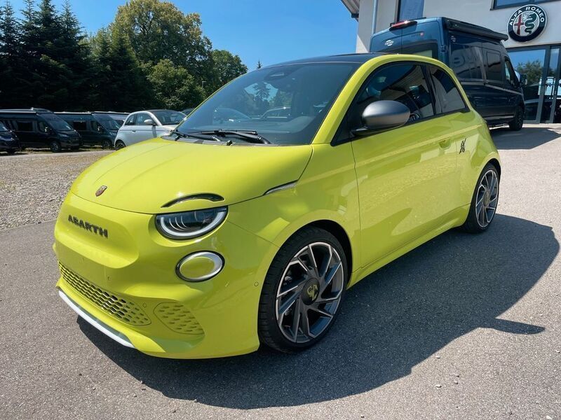 Gebraucht Abarth 500e 114 kW (155 PS) 2023 Grün Kleinwagen