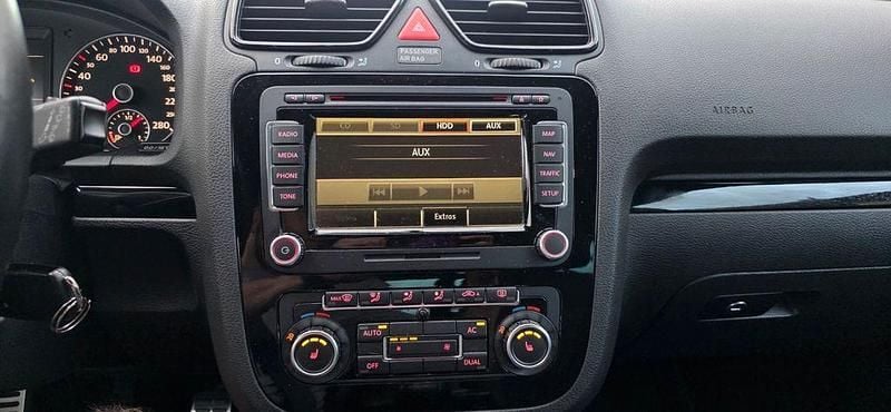 Second-hand VW Scirocco 160 CP (117 kW) 2010 Alb Coupe