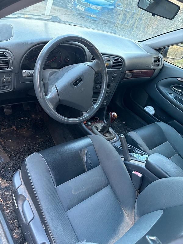 Gebraucht Volvo V40 95 PS (69 kW) 2002 Silber Kombi