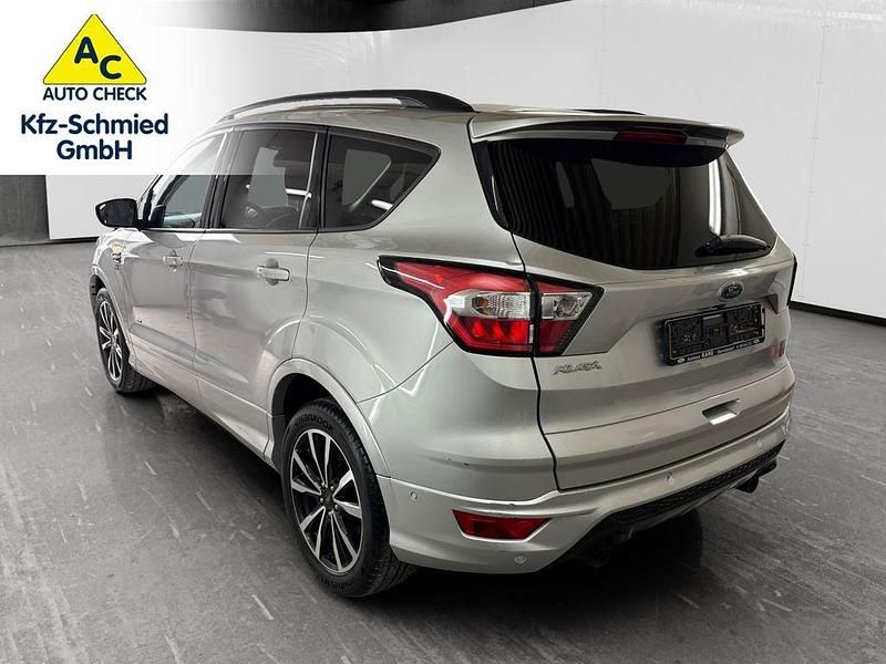 Gebraucht Ford Kuga ST-Line 179 PS (131 kW) 2018 Silber SUV