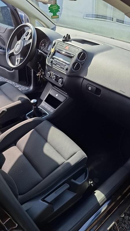 Gebraucht VW Golf VI 105 PS (77 kW) 2010 Schwarz Kleinwagen