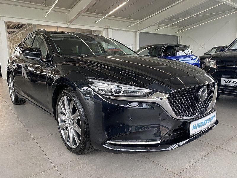 Jet black (metallic) Gebraucht 2023 Mazda 6 Comfort Kombi | 26.990 € (Fairer Preis) - Bild 1/4