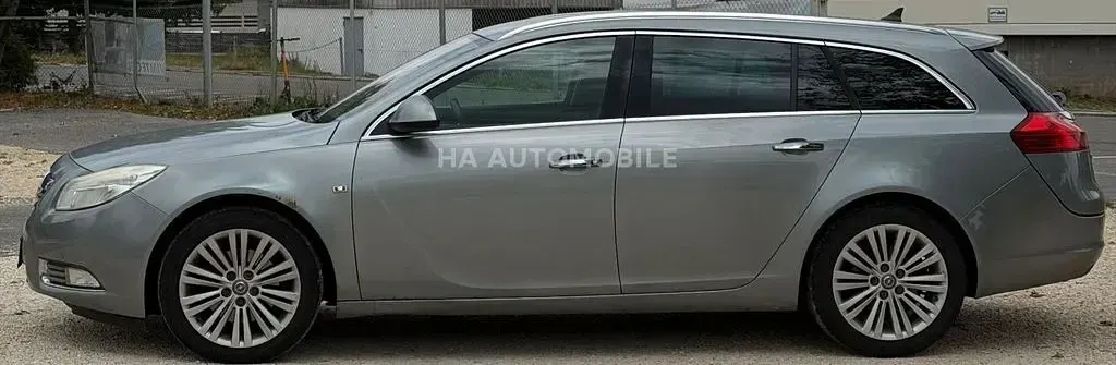 Gebraucht Opel Insignia Innovation 160 PS (117 kW) 2012 Silber Kombi