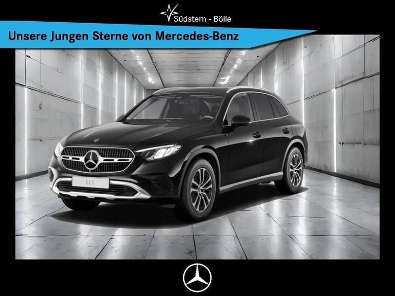 Unilack schwarz Gebraucht 2023 Mercedes GLC200 SUV | 47.999 € (Fairer Preis) - Bild 1/4