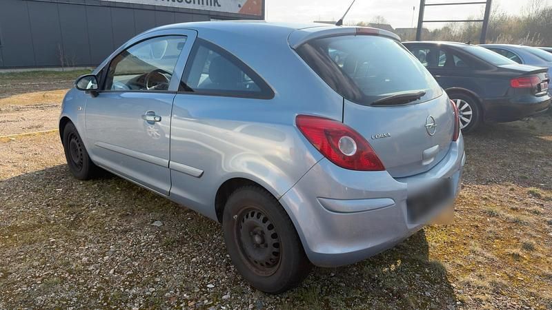 Second-hand Opel Corsa 80 CP (58 kW) 2007 Albastru Hatchback