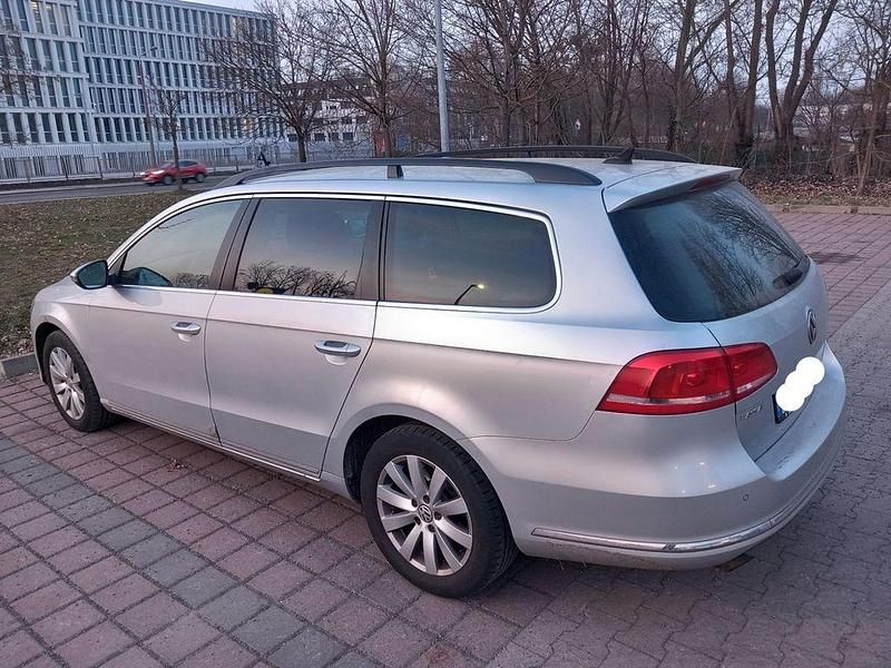 Gebraucht VW Passat Comfortline 122 PS (89 kW) 2011 Silber Kombi
