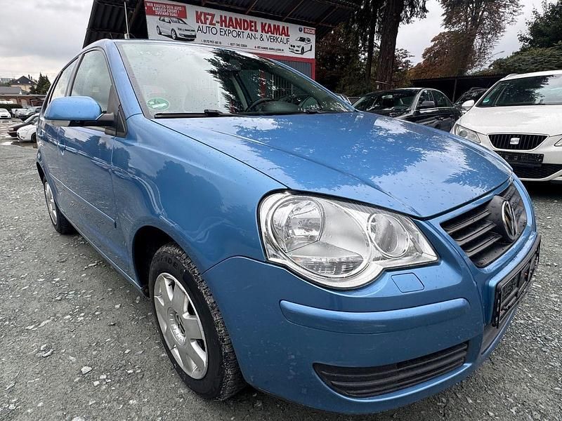 Blau Gebraucht 2005 VW Polo Comfortline Kleinwagen | 3.499 € (Etwas zu teuer) - Bild 1/4