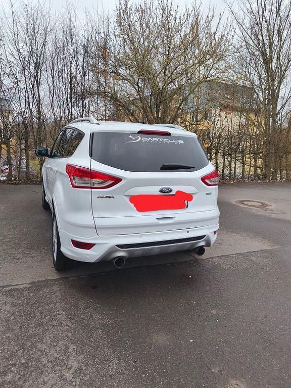 Gebraucht Ford Kuga Individual 182 PS (133 kW) 2014 Weiß SUV