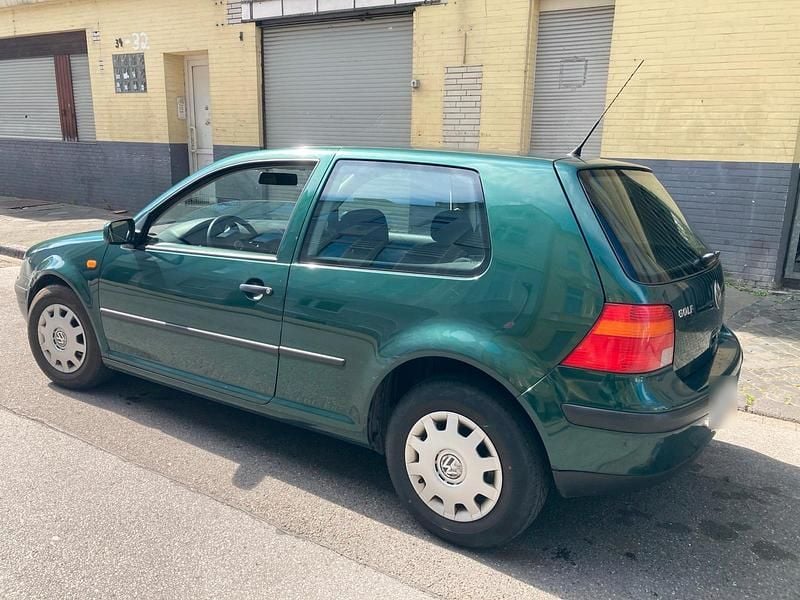 Gebraucht VW Golf III 75 PS (55 kW) 1999 Grün Limousine