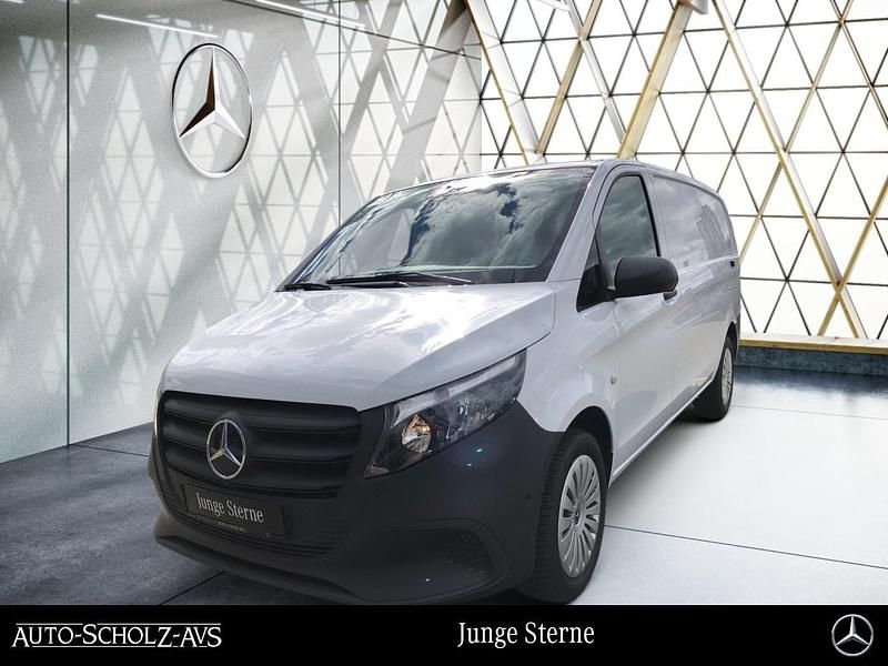 Arktikweiß Gebraucht 2024 Mercedes Vito Van / Kleinbus | 32.399 € (Guter Preis) - Bild 1/3