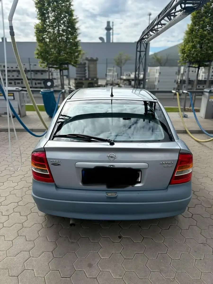 Gebraucht Opel Astra 101 PS (74 kW) 2001 Silber Coupé