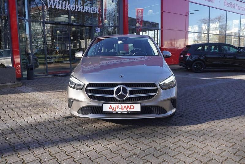Gebraucht Mercedes B220 Progressive 190 PS (139 kW) 2020 Grau Van / Kleinbus