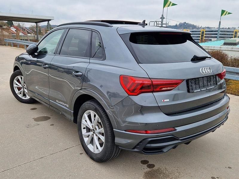 Gebraucht Audi Q3 S-Line 200 PS (147 kW) 2021 Grau SUV