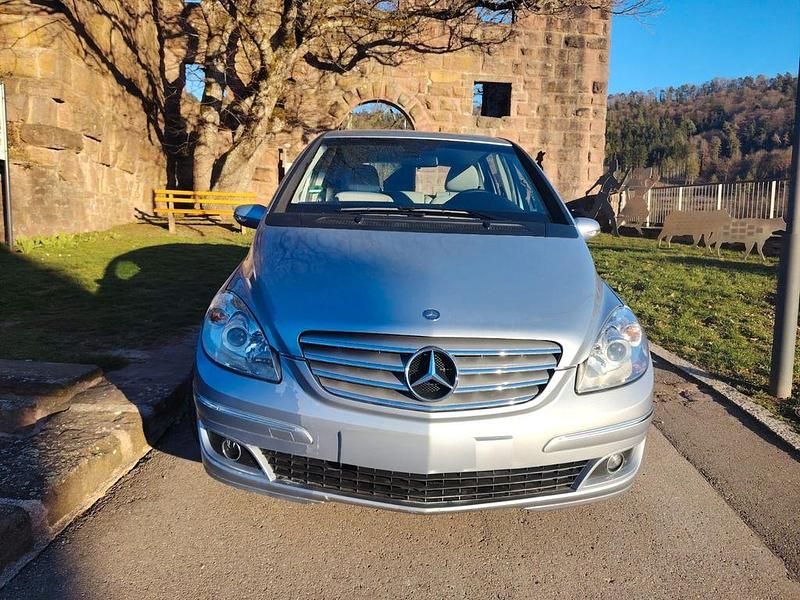 Gebraucht Mercedes B170 116 PS (85 kW) 2005 Blau Van / Kleinbus