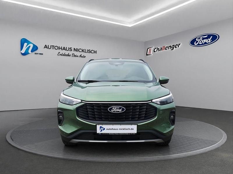 Neu Ford Kuga Titanium 151 PS (111 kW) 2026 Grün SUV
