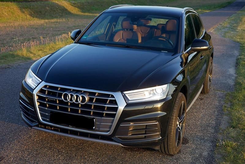 Schwarz Gebraucht 2017 Audi Q5 SUV | 23.000 € (Etwas zu teuer) - Bild 1/4