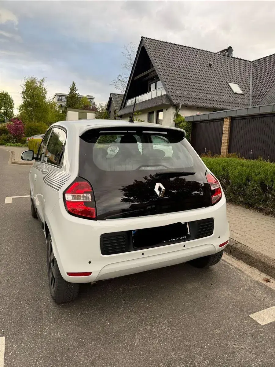 Używany Renault Twingo Dynamique 71 KM (52 kW) 2015 Biały Hatchback