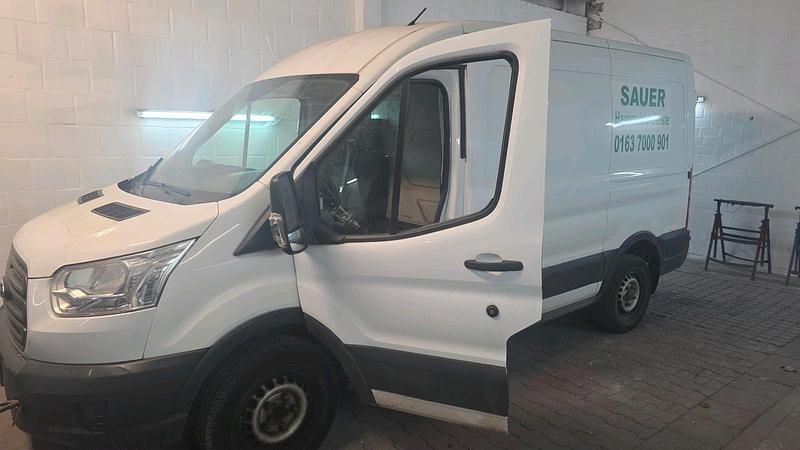 Gebraucht Ford Transit 155 PS (114 kW) 2015 Weiß Van / Kleinbus