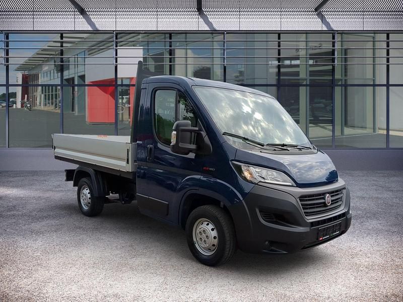 Gebraucht Fiat Ducato 33 S 120 PS (88 kW) 2020 Imperial blau Van