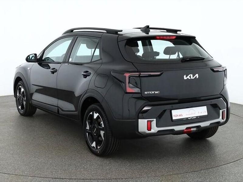Neu Kia Stonic 101 PS (74 kW) 2026 Schwarz SUV