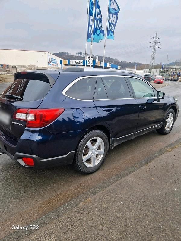 Gebraucht Subaru Outback 175 PS (128 kW) 2019 Blau Kombi