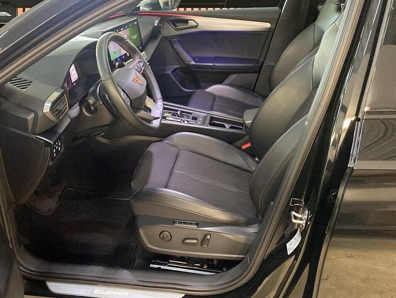 Gebraucht Cupra Leon 190 PS (139 kW) 2023 Schwarz midnight schwarz (metallic) Kombi