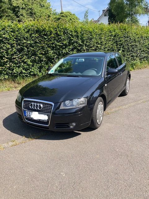 Schwarz Gebraucht 2007 Audi A3 Attraction Limousine | 3.600 € (Fairer Preis) - Bild 1/4