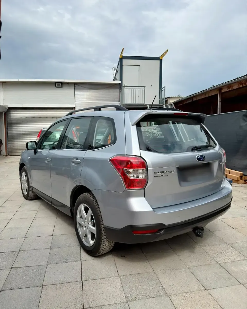 Gebraucht Subaru Forester 150 PS (110 kW) 2015 Silber SUV