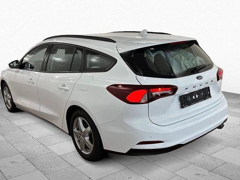 Gebraucht Ford Focus Cool & Connect 120 PS (88 kW) 2022 Weiß Limousine