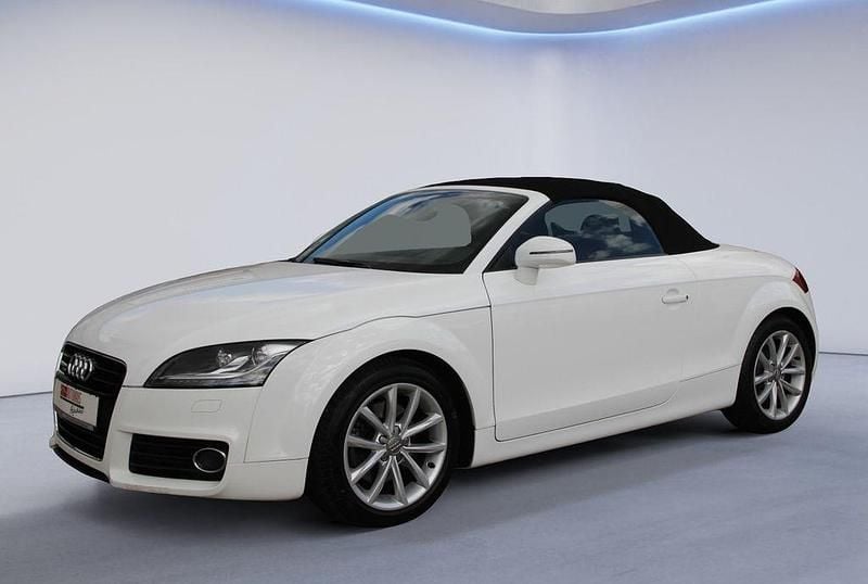 Weiß Gebraucht 2011 Audi TT Roadster Comfort Cabrio | 15.990 € (Guter Preis) - Bild 1/4
