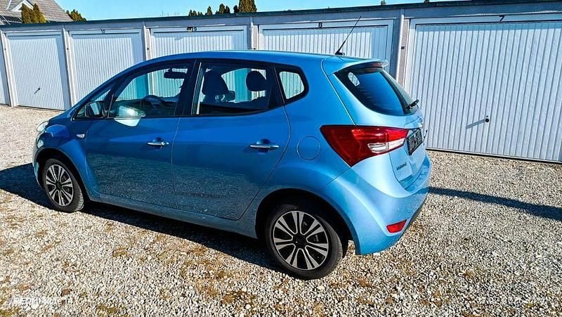 Gebraucht Hyundai ix20 Edition 125 PS (91 kW) 2013 Blau Kleinwagen