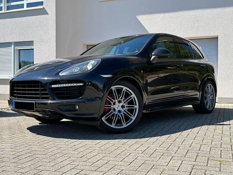 Gebraucht Porsche Cayenne GTS 420 PS (308 kW) 2012 Schwarz SUV