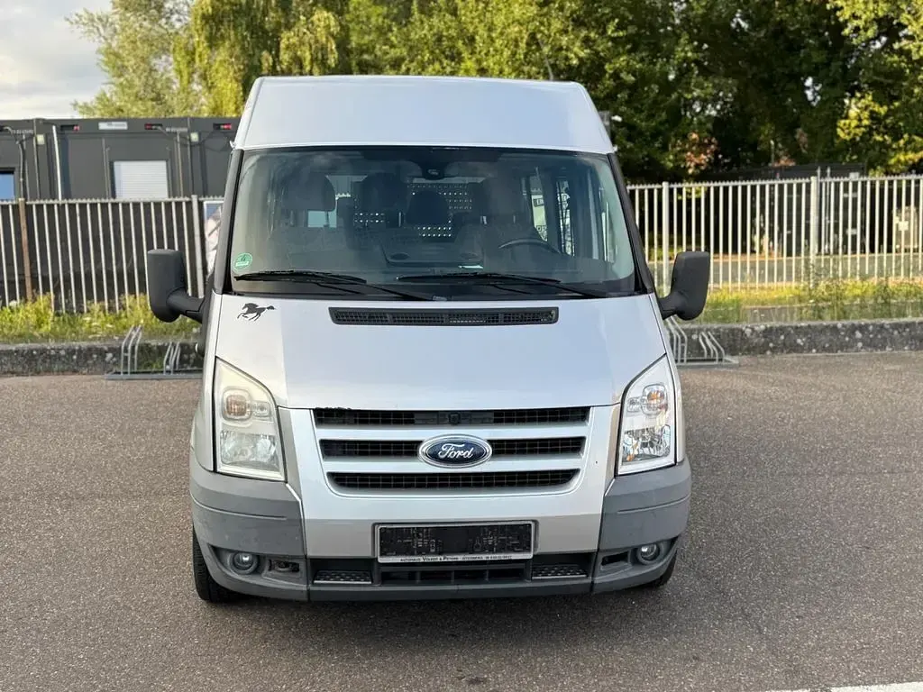Gebraucht Ford Transit 116 PS (85 kW) 2009 Silber Van / Kleinbus