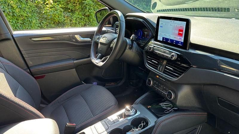 Gebraucht Ford Kuga ST-Line 224 PS (164 kW) 2022 Schwarz SUV