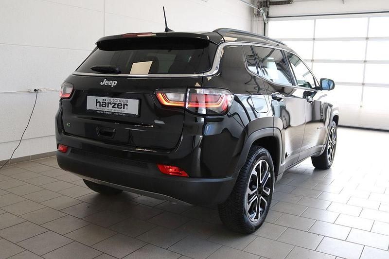 Gebraucht Jeep Compass Limited 131 PS (96 kW) 2024 Schwarz SUV