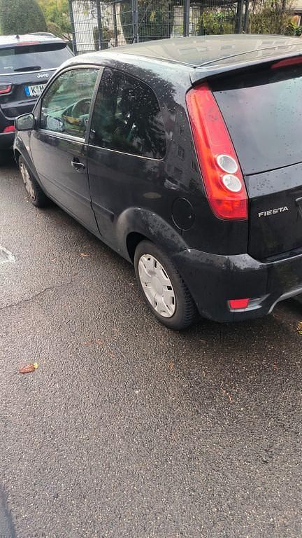 Gebraucht Ford Fiesta Style 69 PS (50 kW) 2008 Grau Kleinwagen